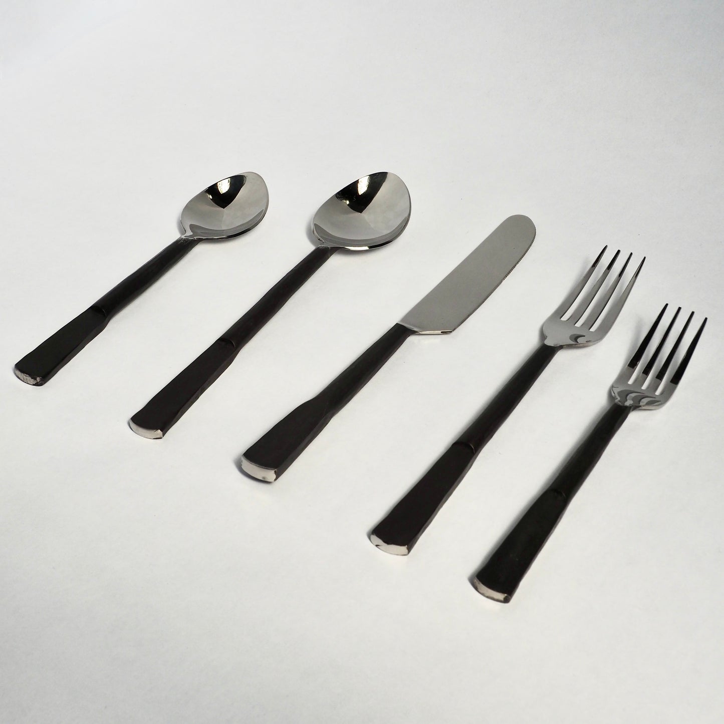 ALHENA CUTLERY SET