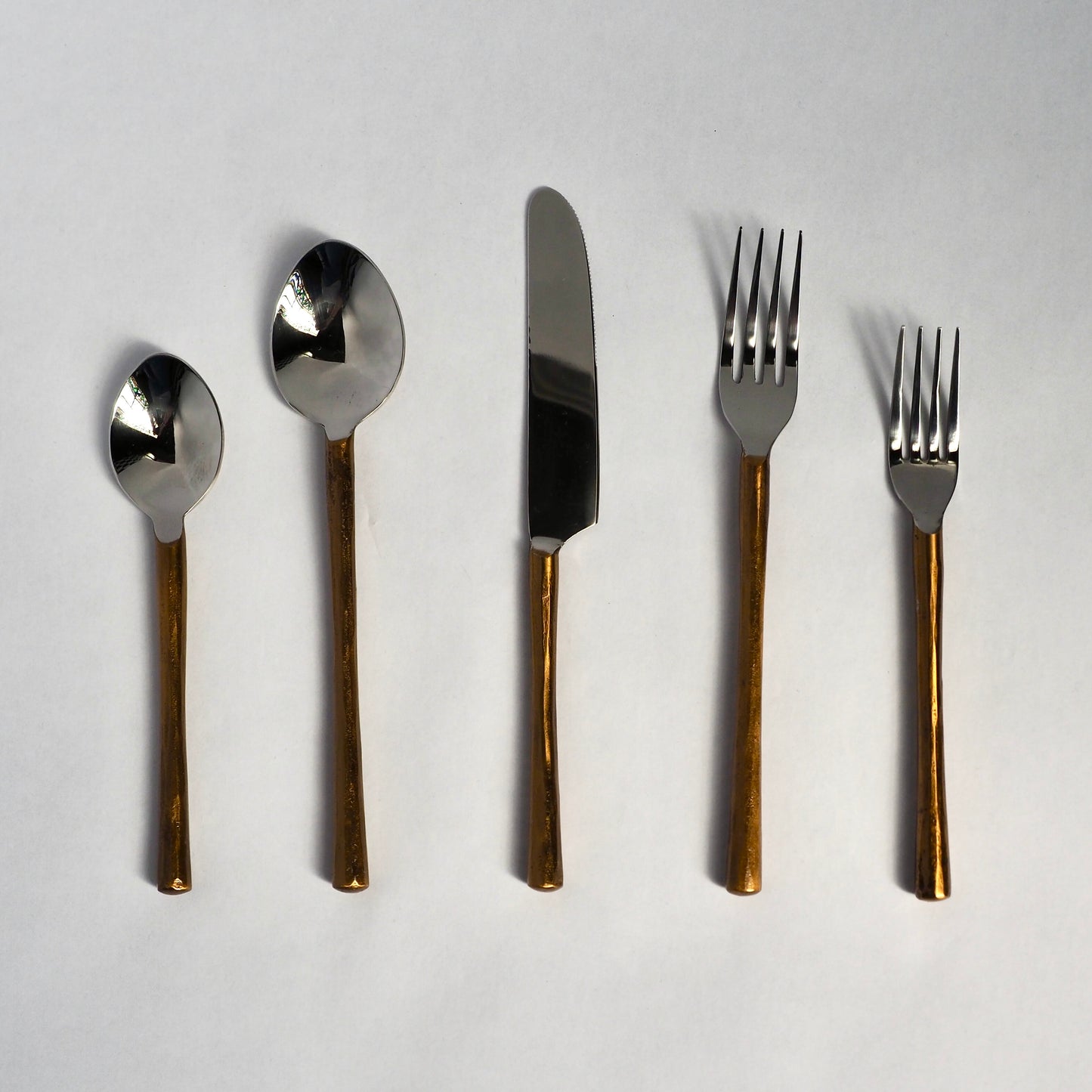 ALIOTH CUTLERY SET