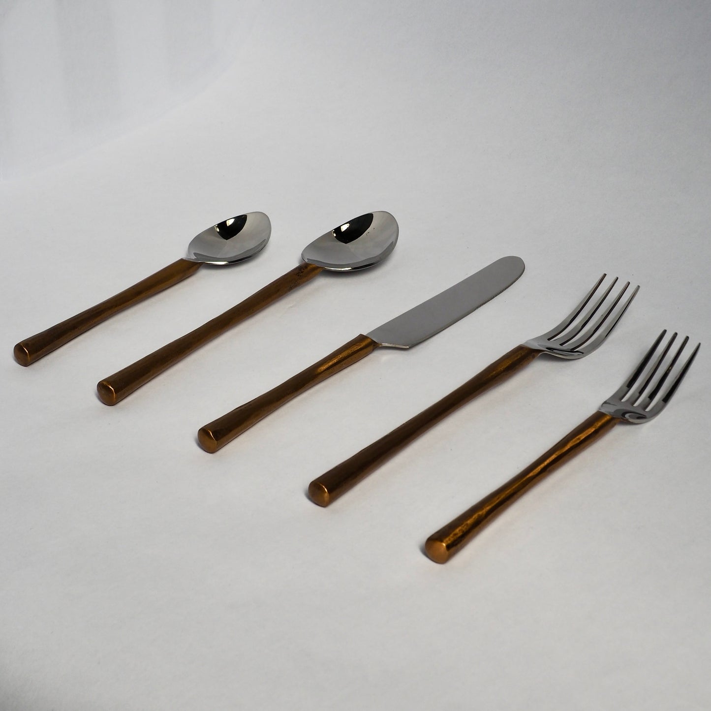 ALIOTH CUTLERY SET