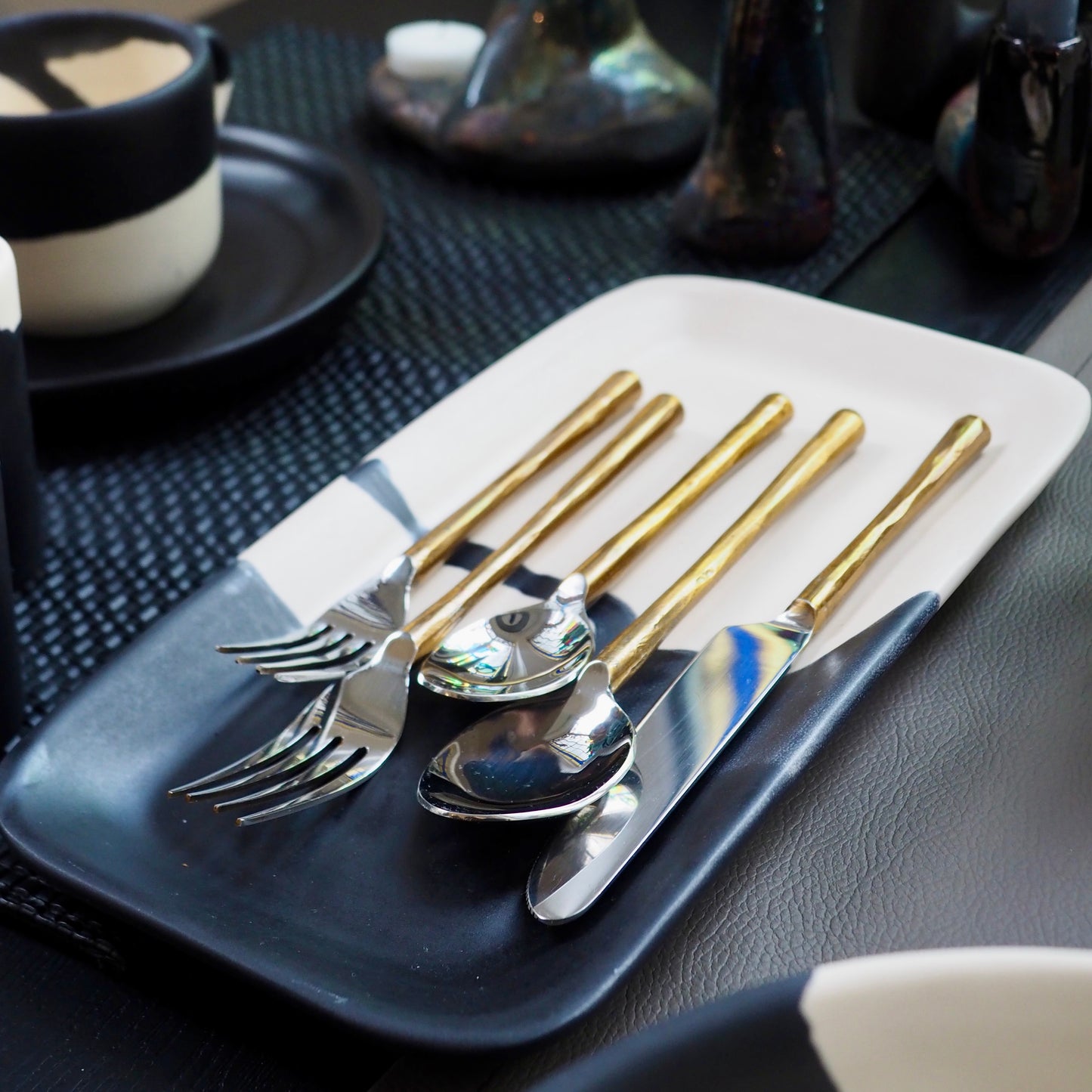 ALIOTH CUTLERY SET