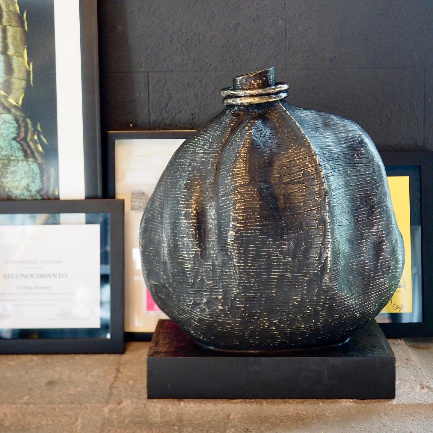 SHAULA VASE